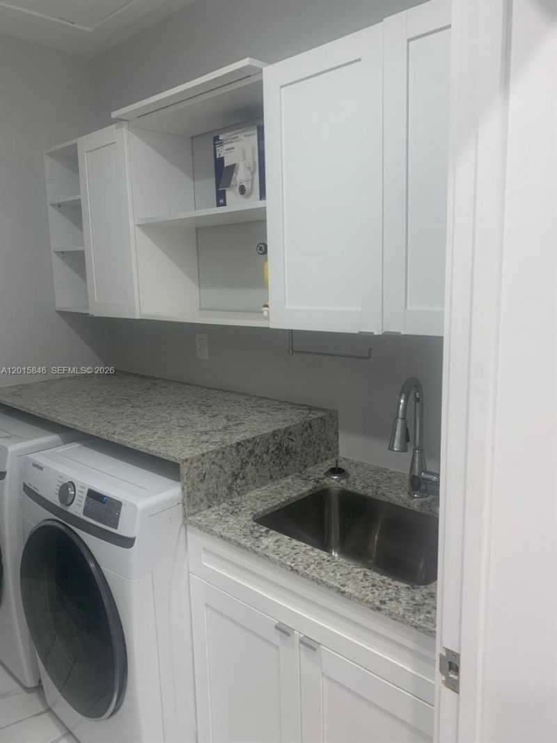1720 NW 110th Ter , Unit ., Miami, FL 33167 Photo