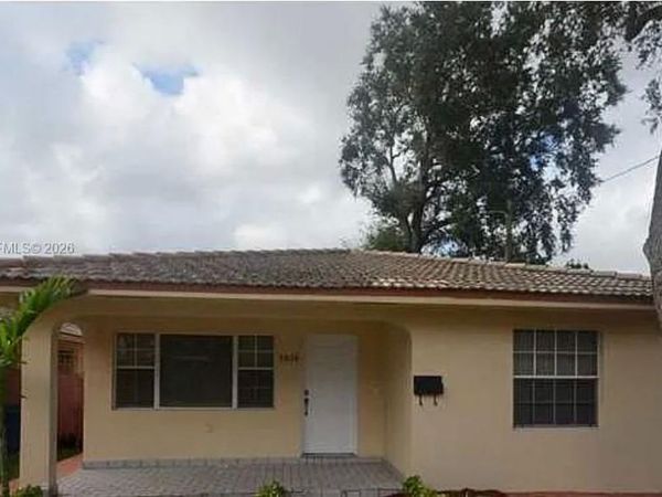 2018 SW 58th Ct , Miami, FL 33155