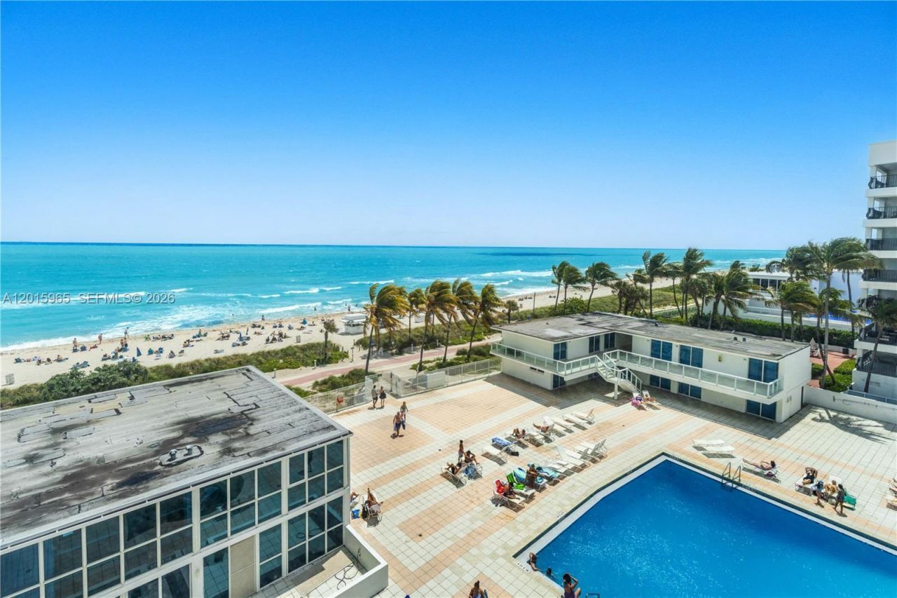 5445 Collins Ave , Unit 1606, Miami Beach, FL 33140 Photo