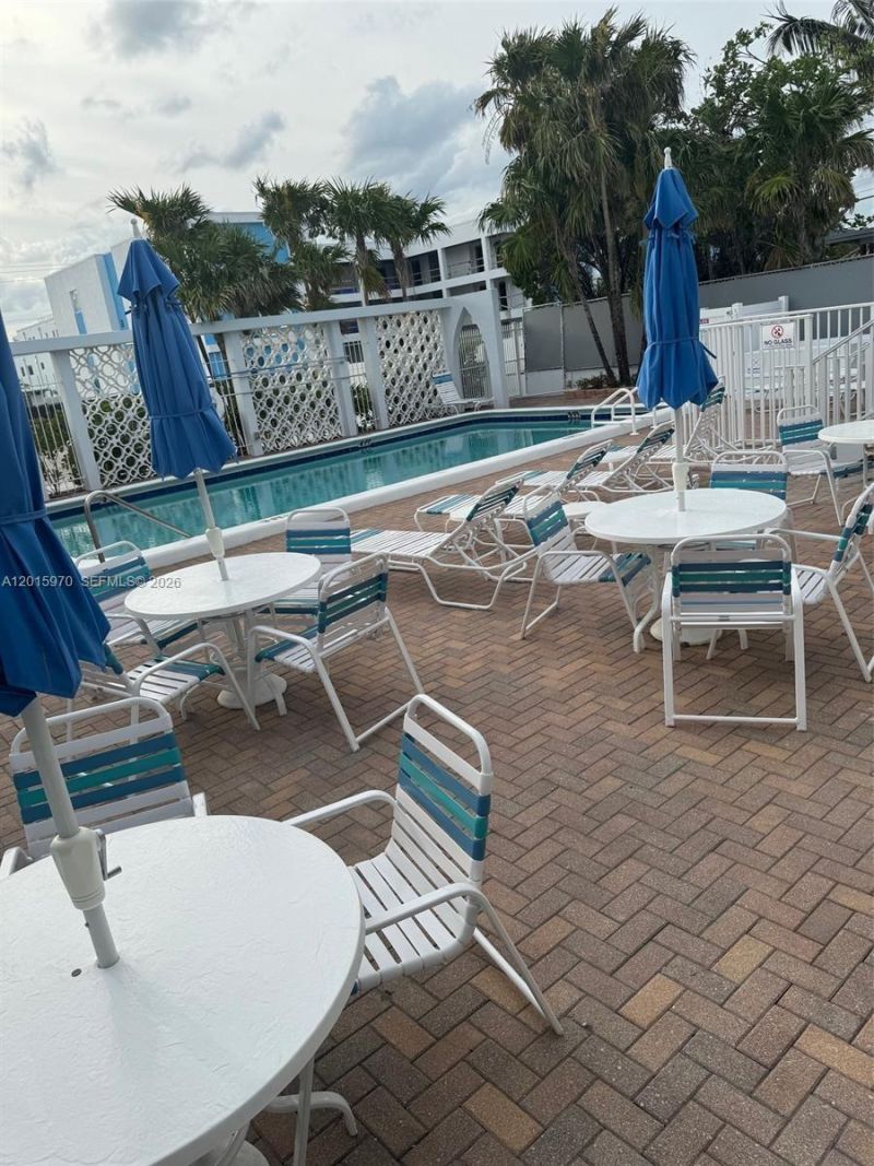 4228 N Ocean Dr , Unit 15, Lauderdale by the Sea, FL 33308 Photo