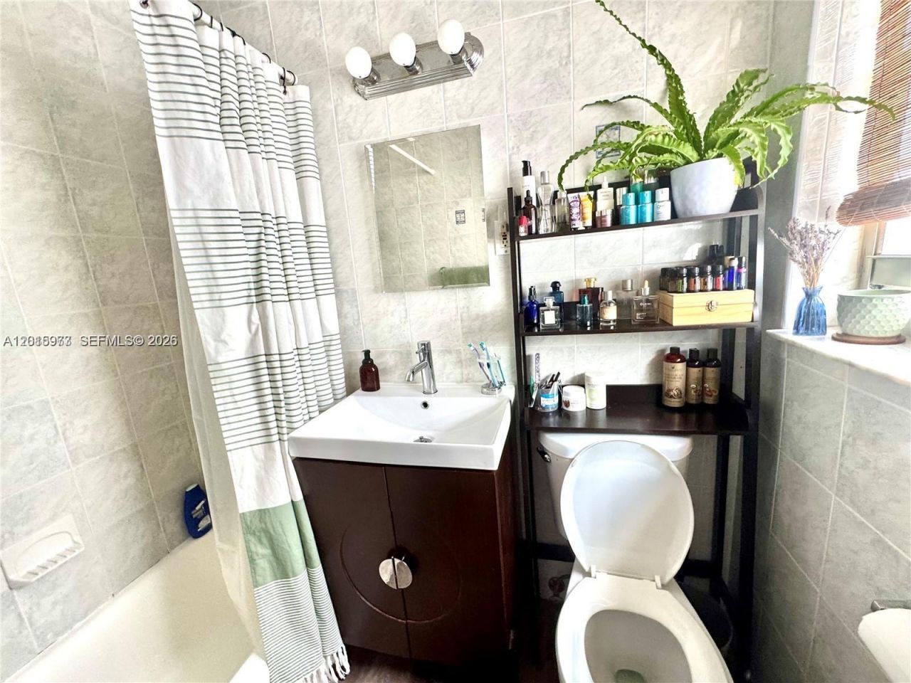 330 74th St , Unit 15, Miami Beach, FL 33141 Photo