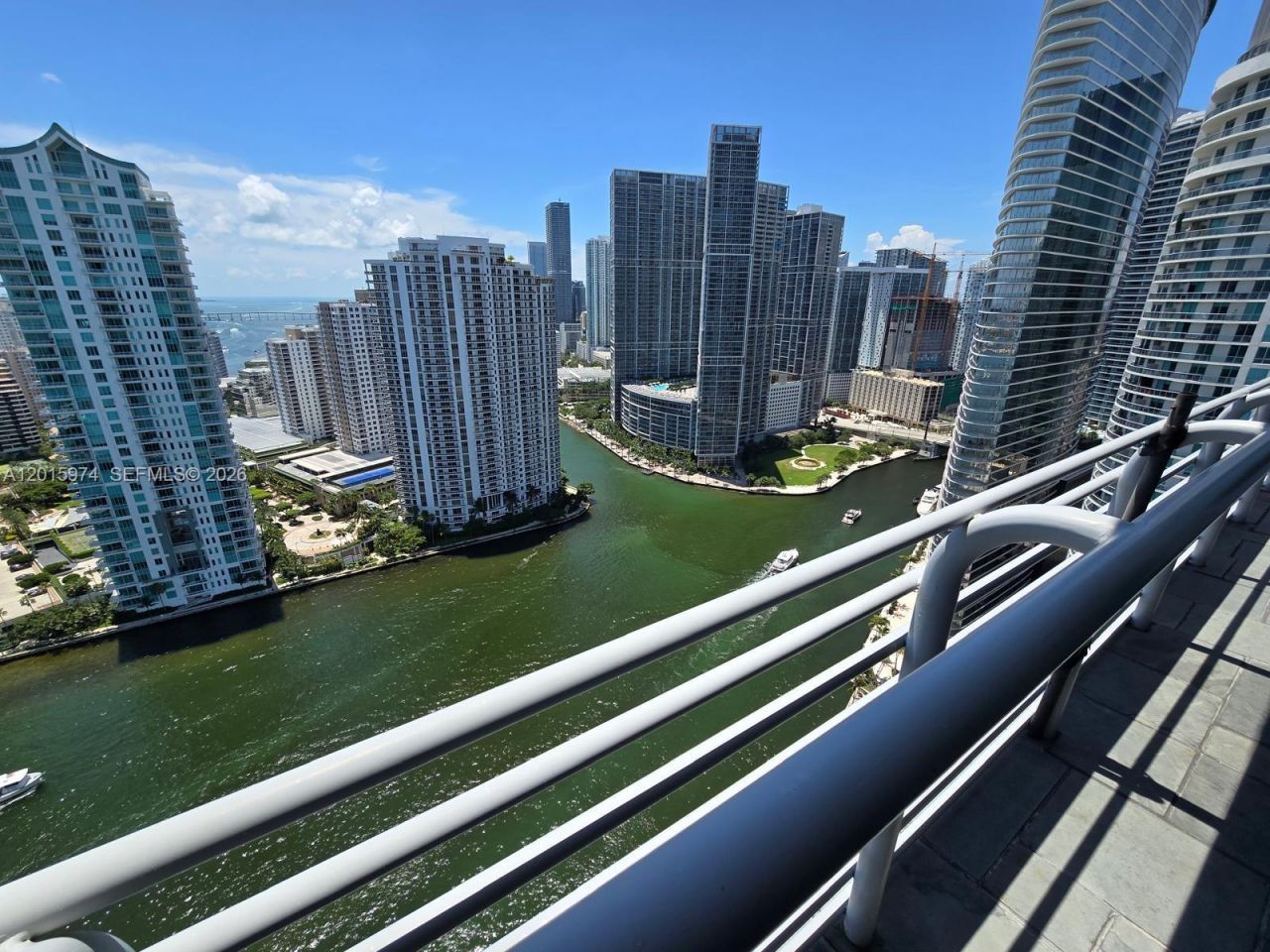 325 S Biscayne Blvd , Unit 3719, Miami, FL 33131 Photo