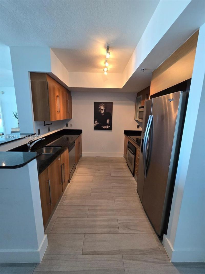 325 S Biscayne Blvd , Unit 3719, Miami, FL 33131 Photo