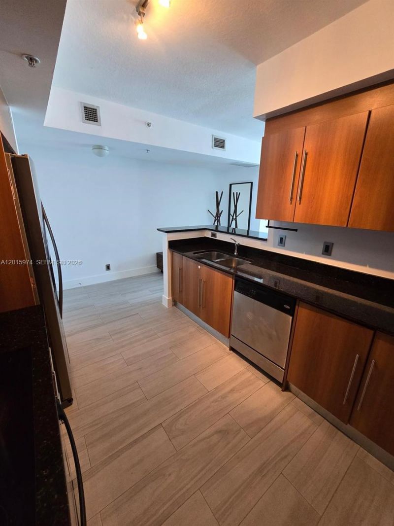 325 S Biscayne Blvd , Unit 3719, Miami, FL 33131 Photo