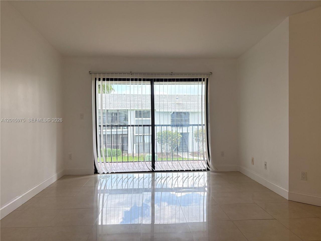 9703 Hammocks Blvd , Unit 202, Miami, FL 33196 Photo