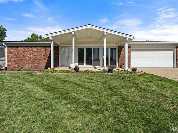 4801 Langtree Drive , Unincorporated, MO 63128