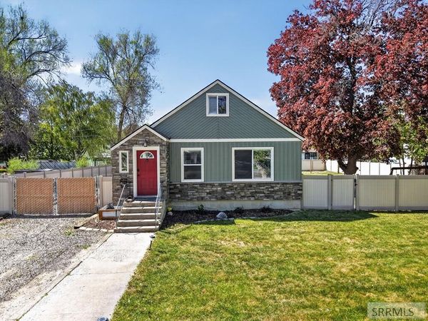 669 University Avenue, BLACKFOOT, ID 83221
