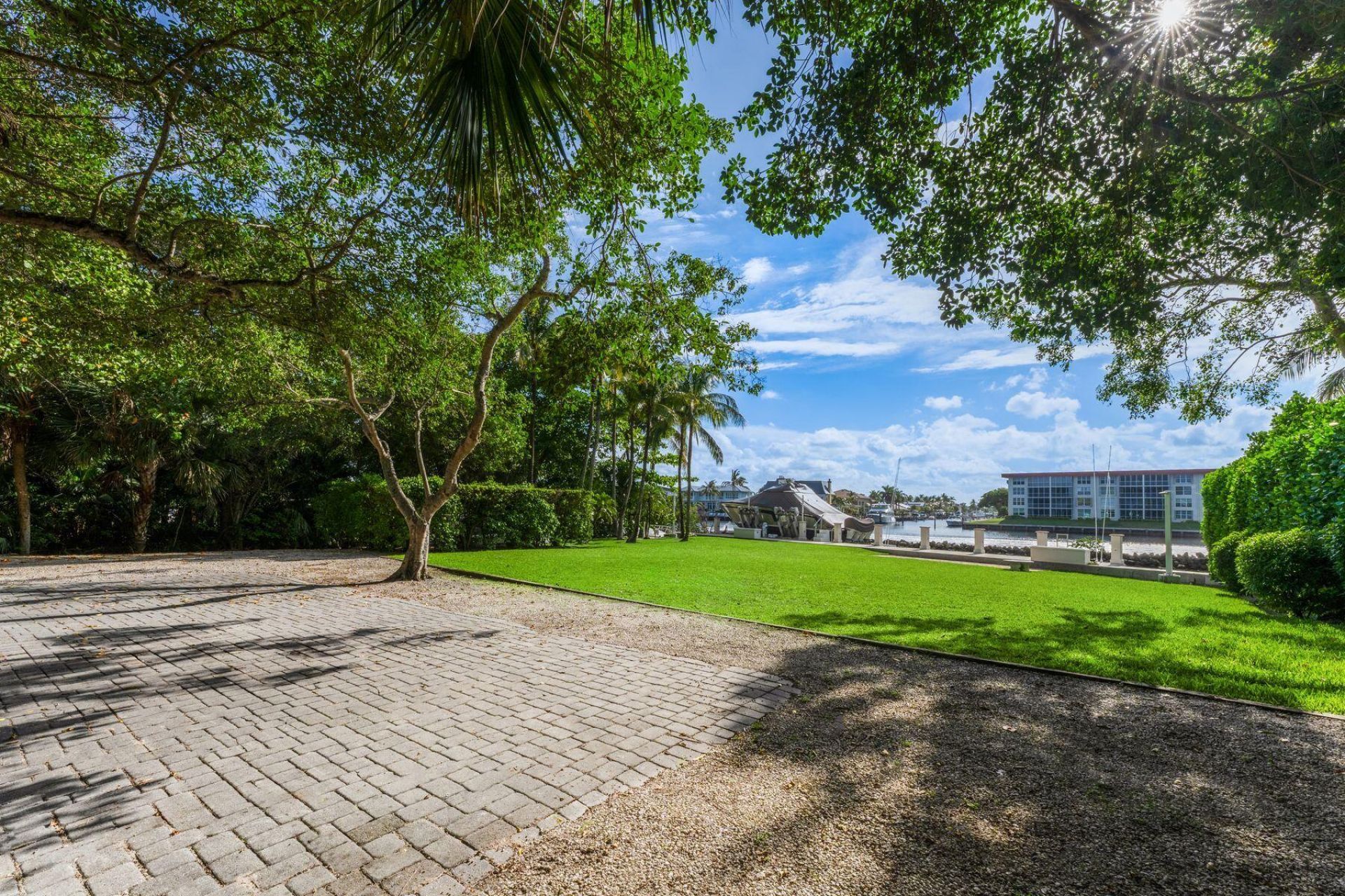 1131 Hillsboro Mile, Hillsboro Beach, FL 33062 Photo