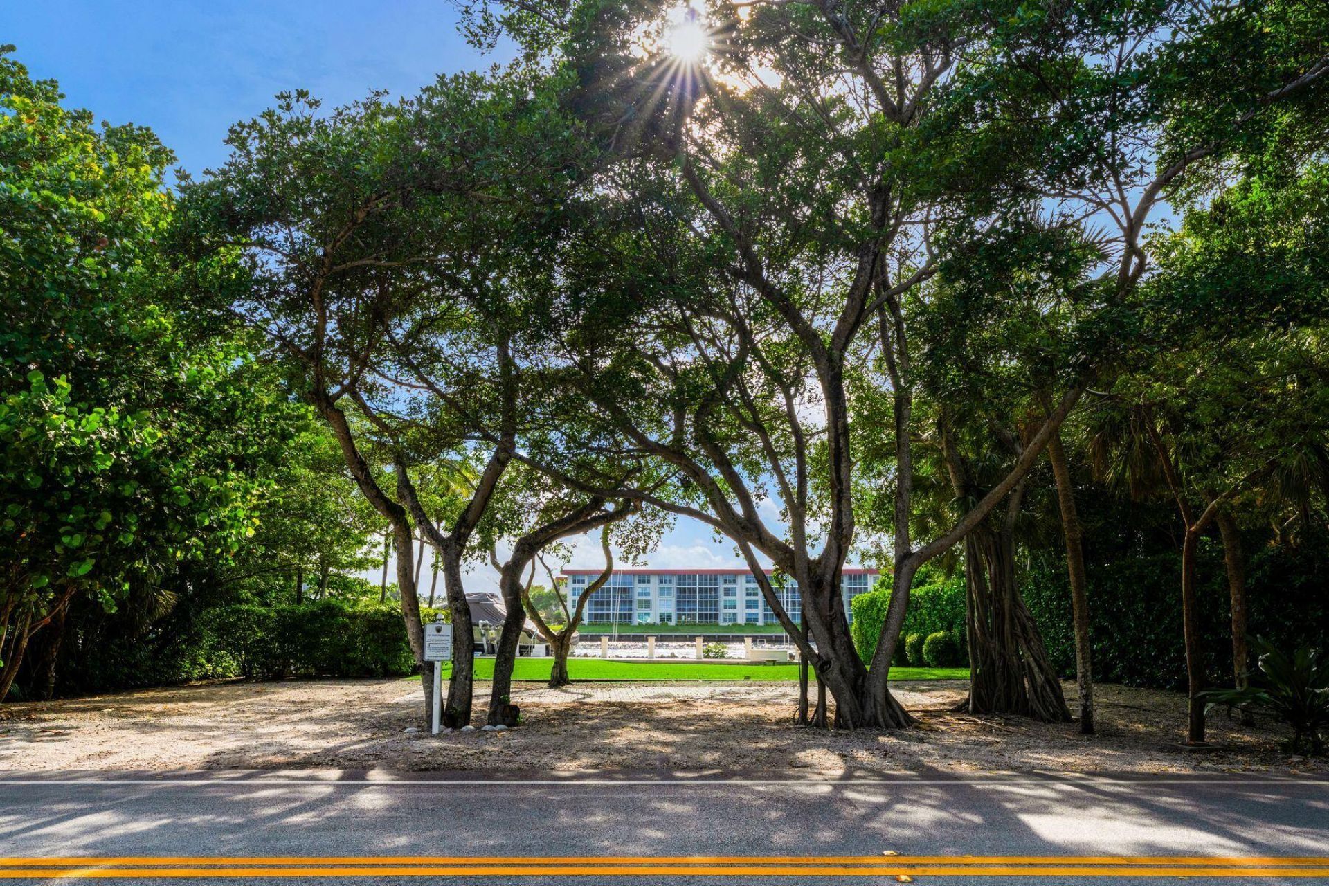 1131 Hillsboro Mile, Hillsboro Beach, FL 33062 Photo