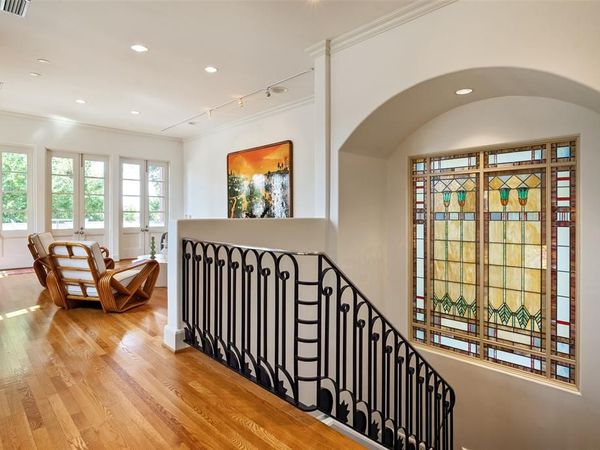 2203 Allen Street, Dallas, TX 75204