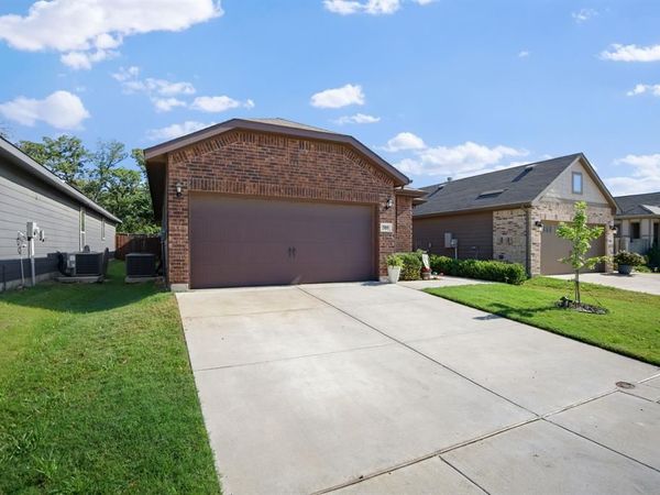 589 Concho Street , Aubrey, TX 76227