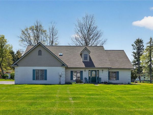 11 Pen-Web Park, Webster, NY 14580