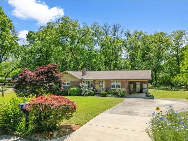 106 E Valley Rd , Rome, GA 30161