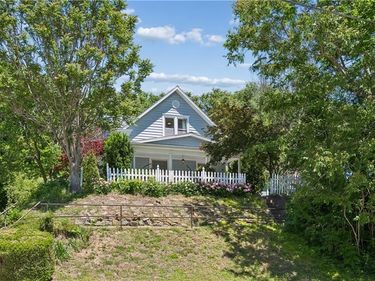 424 Walnut Street, Weston, MO 64098