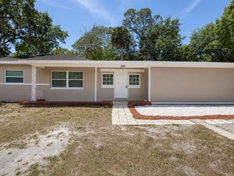 2406 DECOTTES AVENUE Sanford, FL 32771