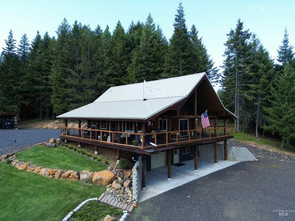 1330 Glennwood Rd, Kamiah, ID 83536