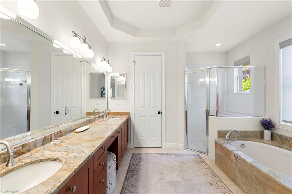 8960 Cherry Oaks Trl, Naples, FL 34114 Photo