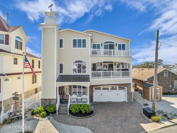 294 Monterey Circle, Lavallette, NJ 08735