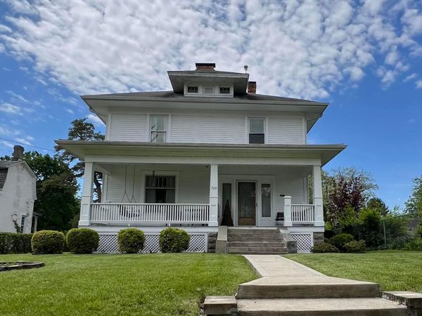 729 Dayton Avenue NW, Washington Court House, OH 43160