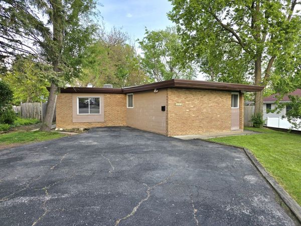 1213 Orchard Avenue , Chicago Heights, IL 60411