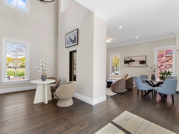 160 Norfolk St, Unit A, Cambridge, MA 02139