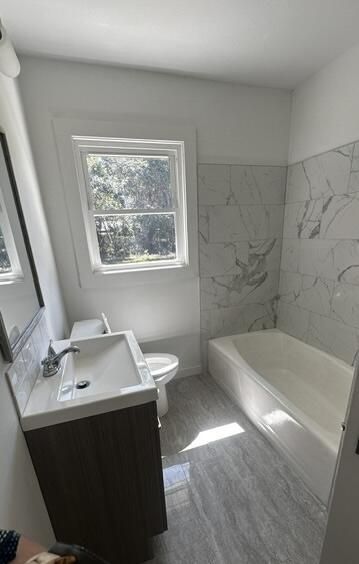 1229 Winston Street Photo 13