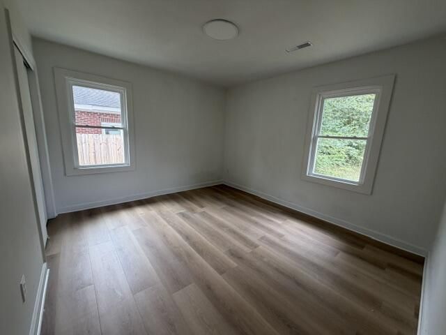 1229 Winston Street Photo 24