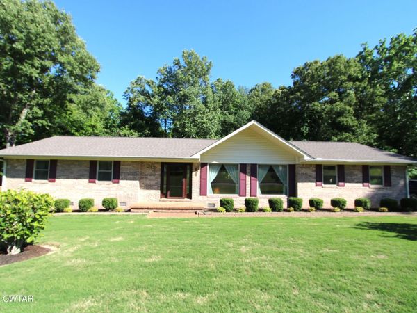 1063 Crestview Drive , Milan, TN 38358