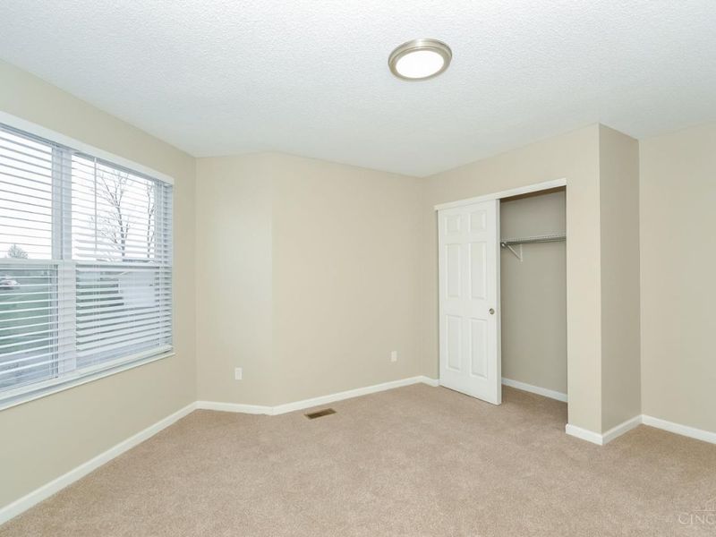 3084 Elora Lane, Fairfield Twp, OH 45011 Photo 9