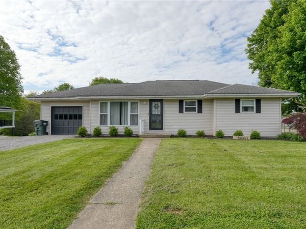 212 Westview Drive , New Concord, OH 43762