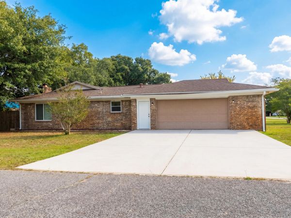 7746 Grundy St Street, Pensacola, FL 32507