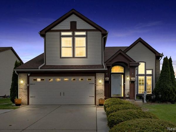 6141 Dexter Street, Romulus, MI 48174
