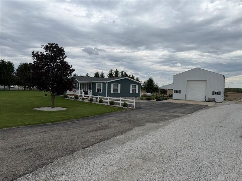 3911 Hanna Road, Urbana, OH 43078 Photo 2