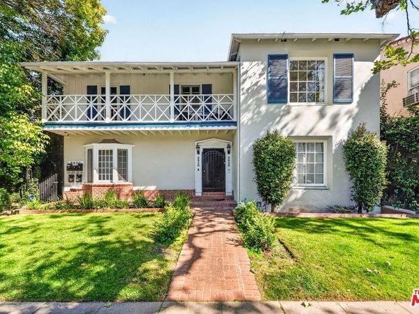 9928 Robbins Drive, Beverly Hills, CA 90212