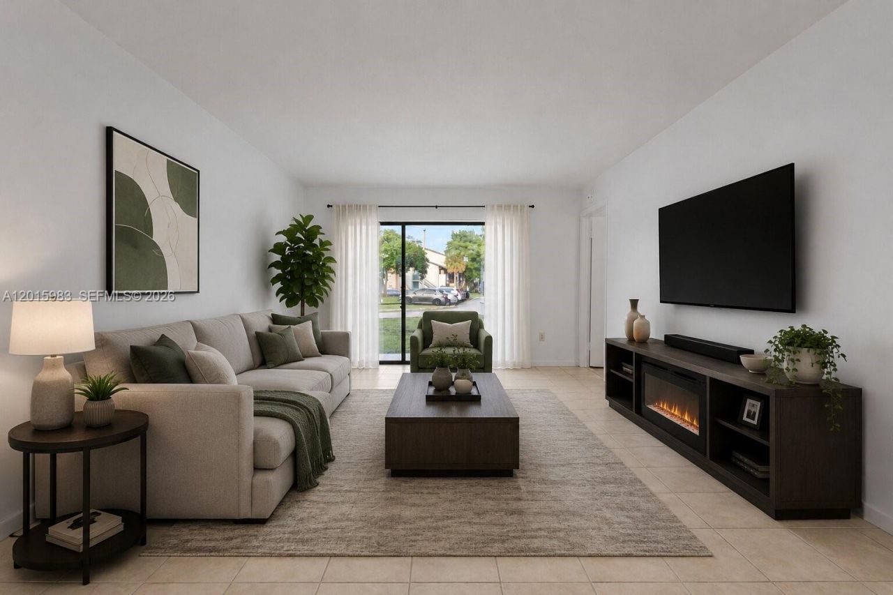 7200 NW 179th St, Unit 110, Hialeah, FL 33015 Photo