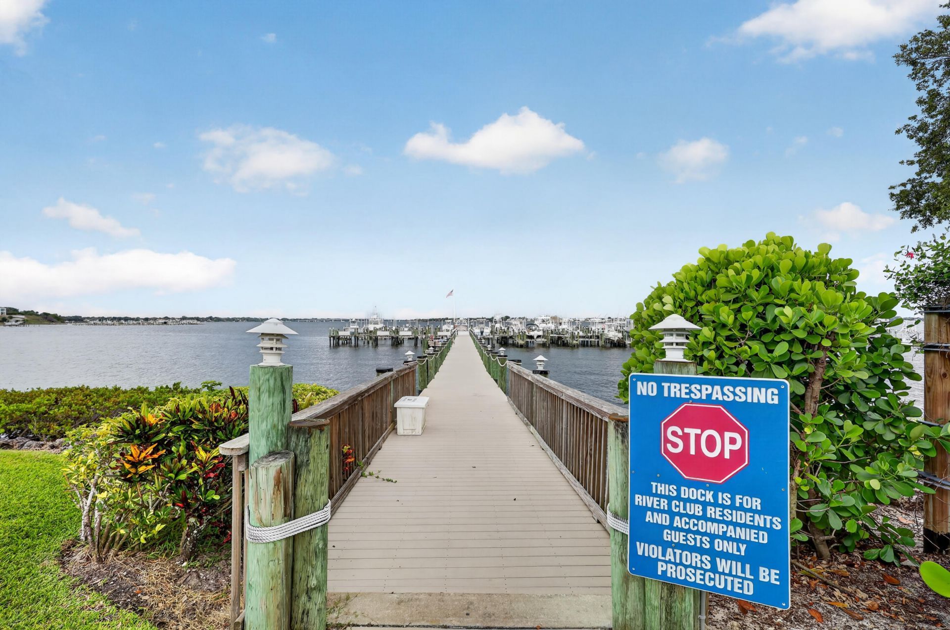 1600 NE Dixie Highway, Unit 9 104, Jensen Beach, FL 34957 Photo