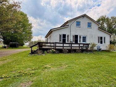 671 County Route 3, Fulton, NY 13069