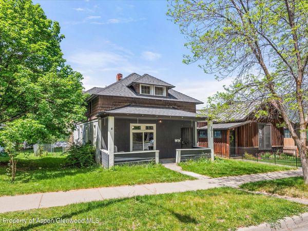 1011 Pitkin Avenue, Glenwood Springs, CO 81601