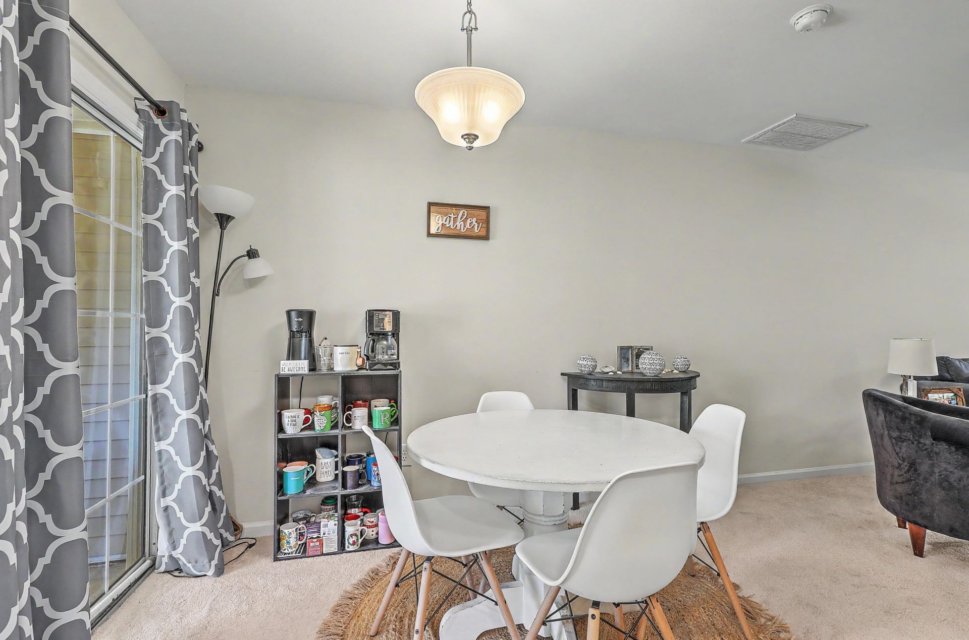 7982 Shadow Oak Drive Photo 11