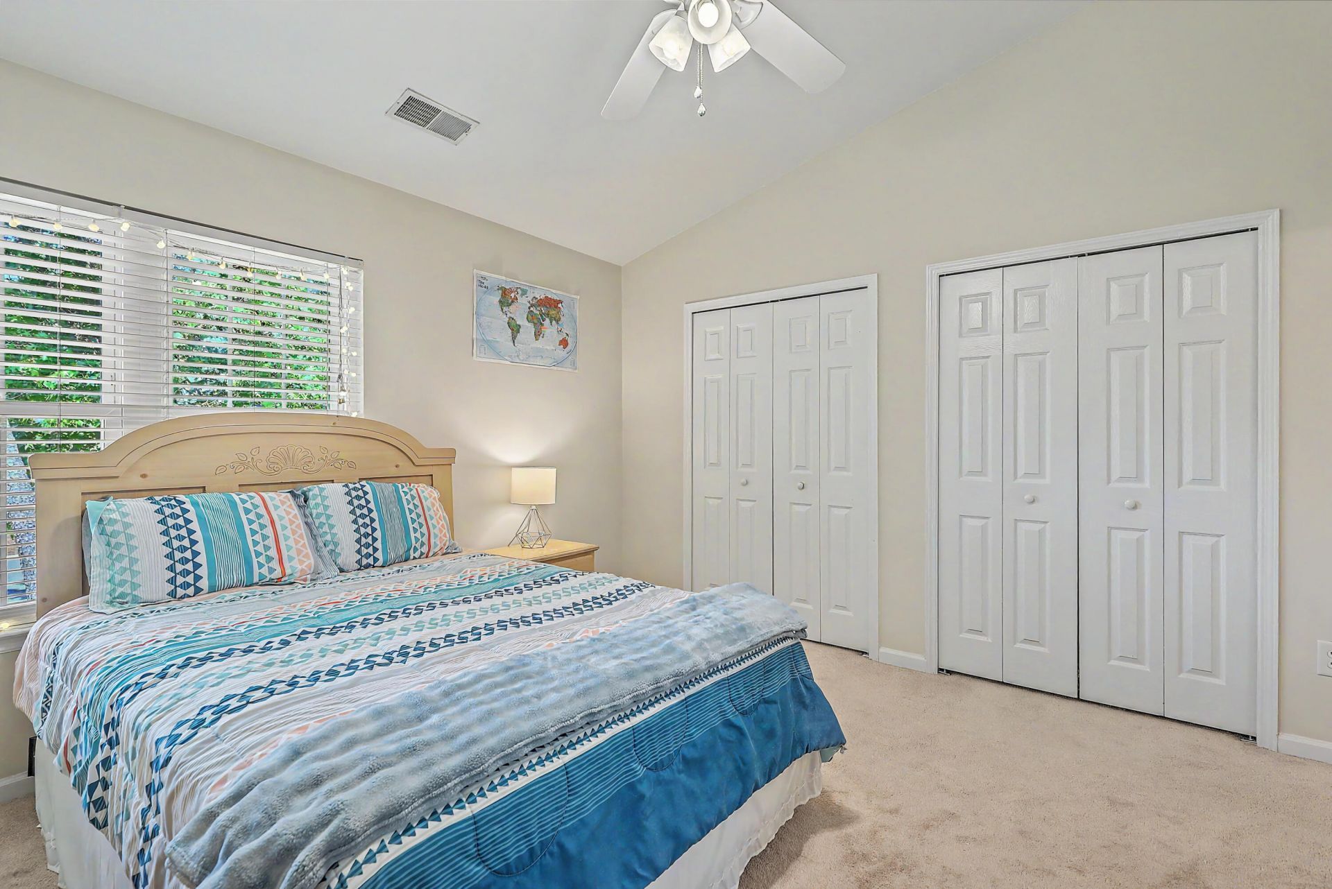 7982 Shadow Oak Drive Photo 17