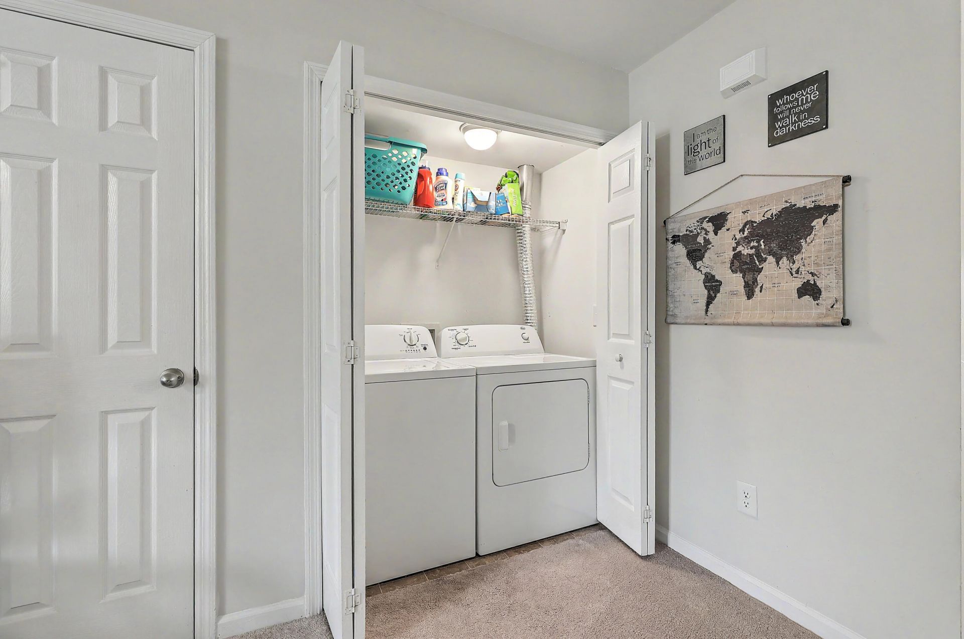 7982 Shadow Oak Drive Photo 8