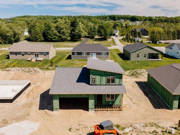11533 Sunset Drive S, Empire, MI 49630