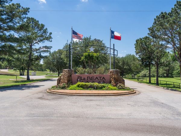 133 Roundup RDG, Smithville, TX 78957