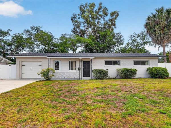 3673 SEAROBIN DRIVE SE, ST PETERSBURG, FL 33705