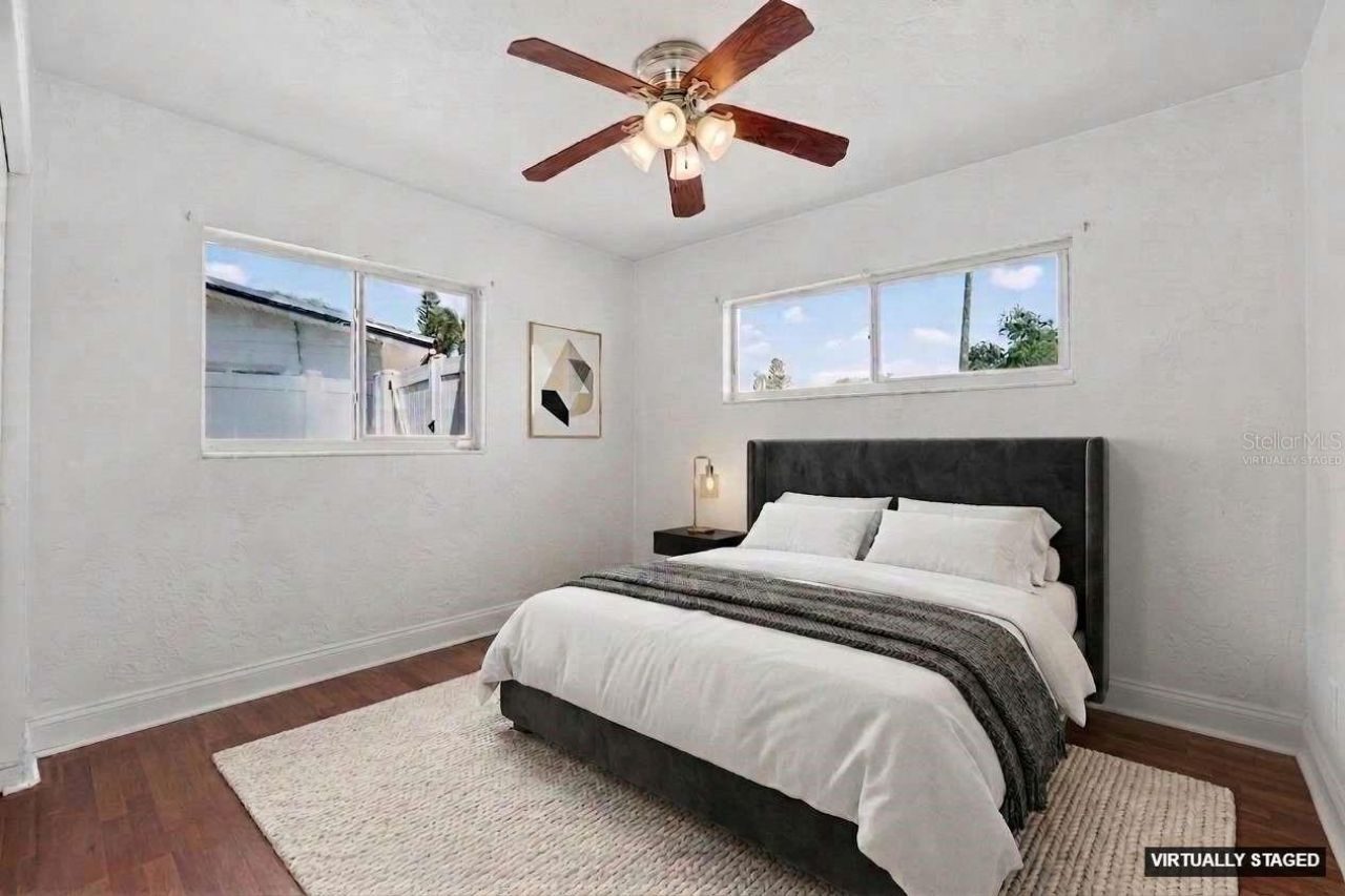 3673 Searobin Drive Se, Saint Petersburg, FL 33705 Photo