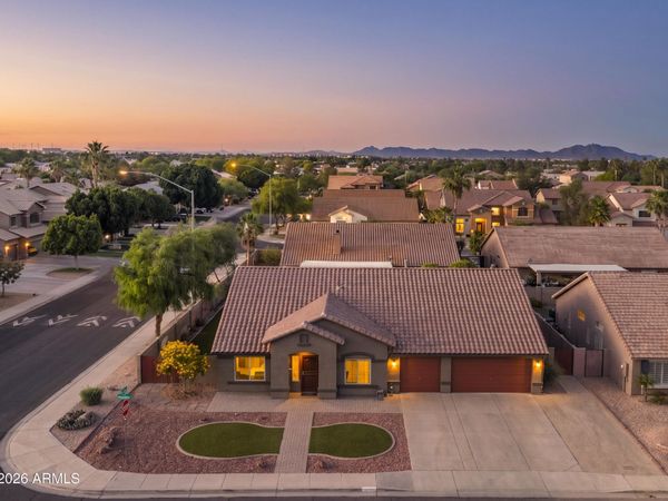 9555 E JUANITA Avenue, Mesa, AZ 85209