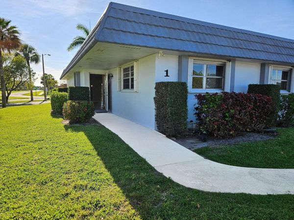 2886 E Fernley Dr Drive E, Unit 1, West Palm Beach, FL 33415