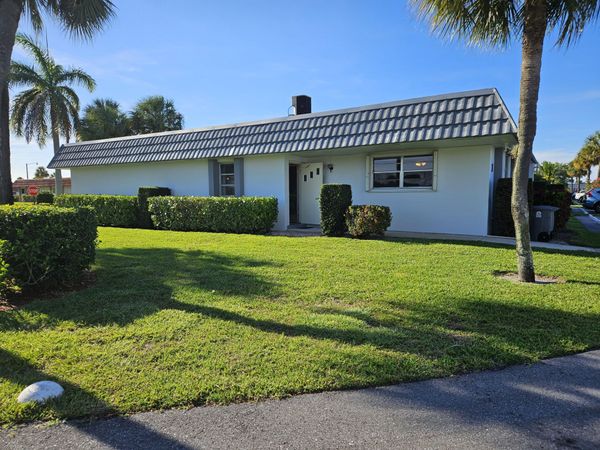 2886 E Fernley Dr Drive E, Unit 1, West Palm Beach, FL 33415
