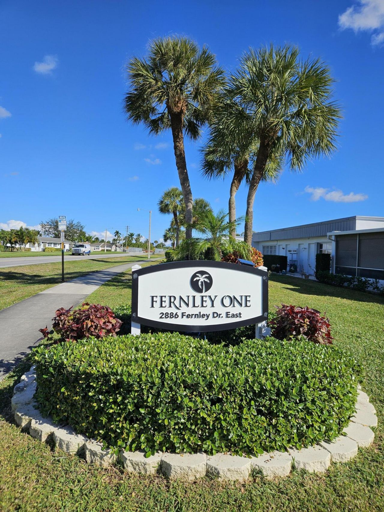 2886 E Fernley Dr Drive E, Unit 1, West Palm Beach, FL 33415 Photo