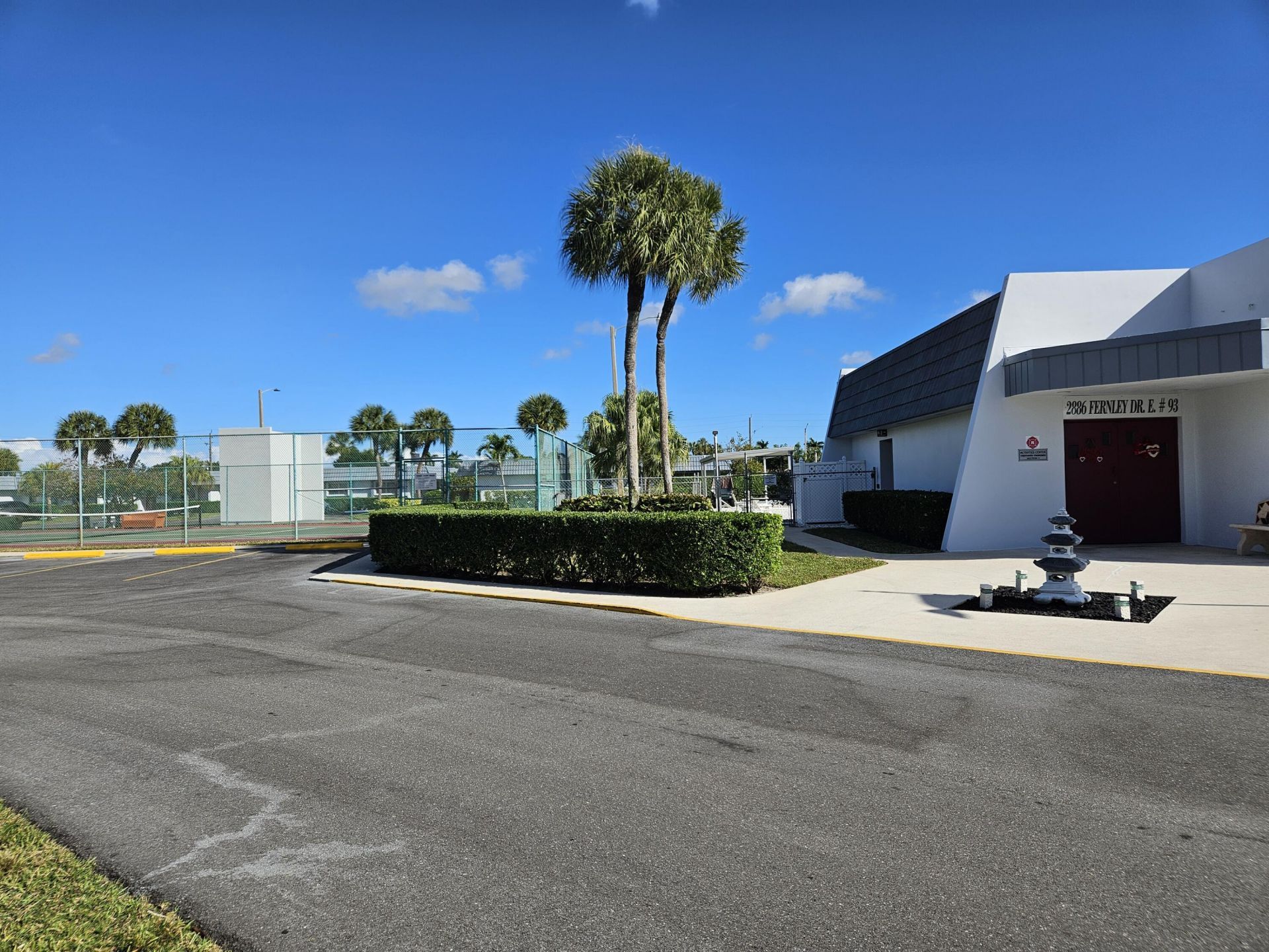 2886 E Fernley Dr Drive E, Unit 1, West Palm Beach, FL 33415 Photo